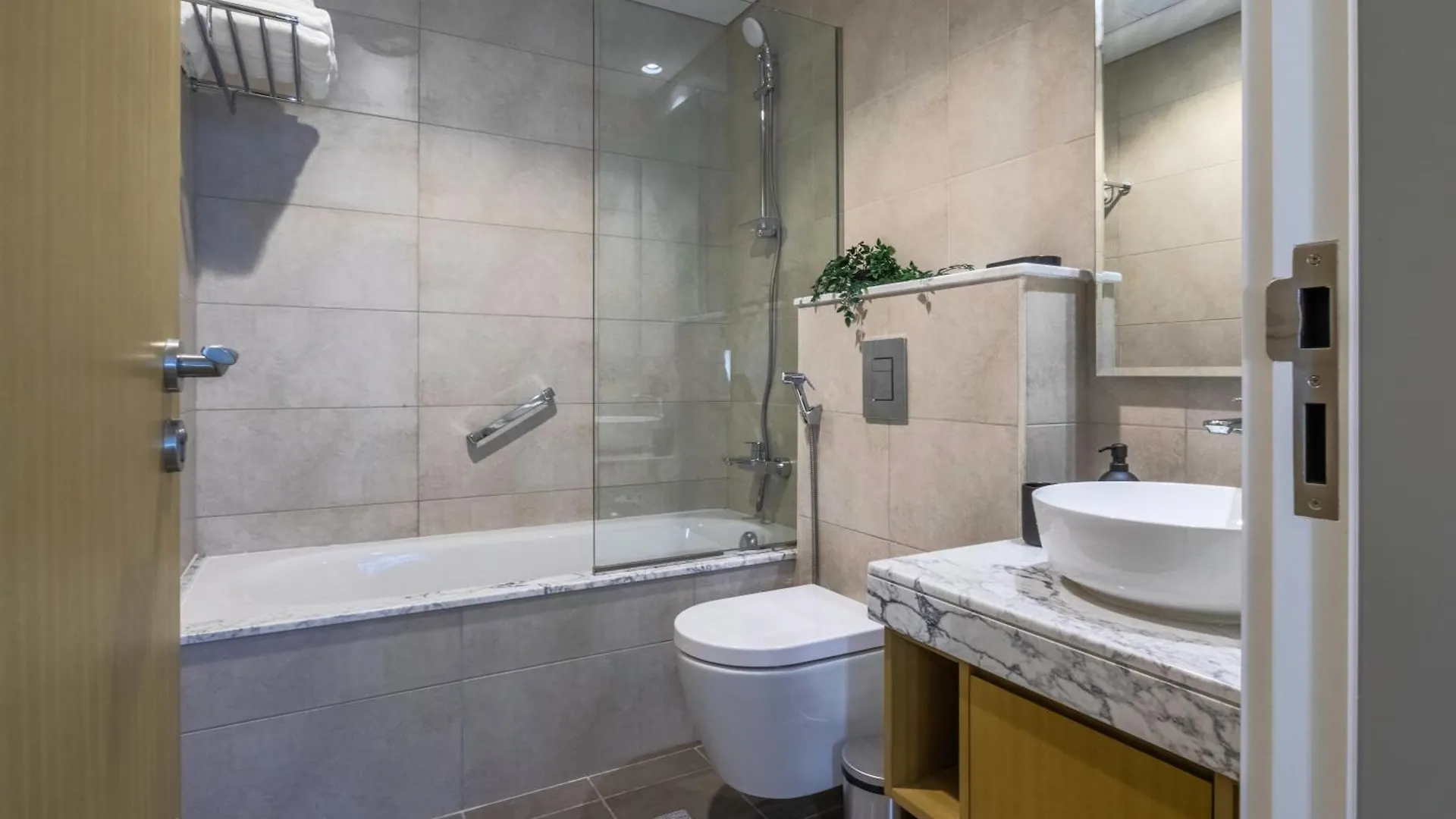 Apartment 51St Floor Canal View 2Br Luxe Flat - Downtown Dubai United Arab Emirates