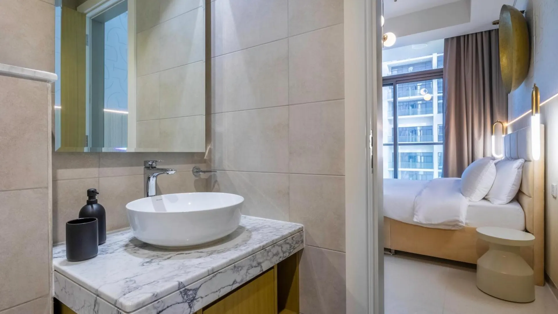 51St Floor Canal View 2Br Luxe Flat - Downtown Dubai Apartment